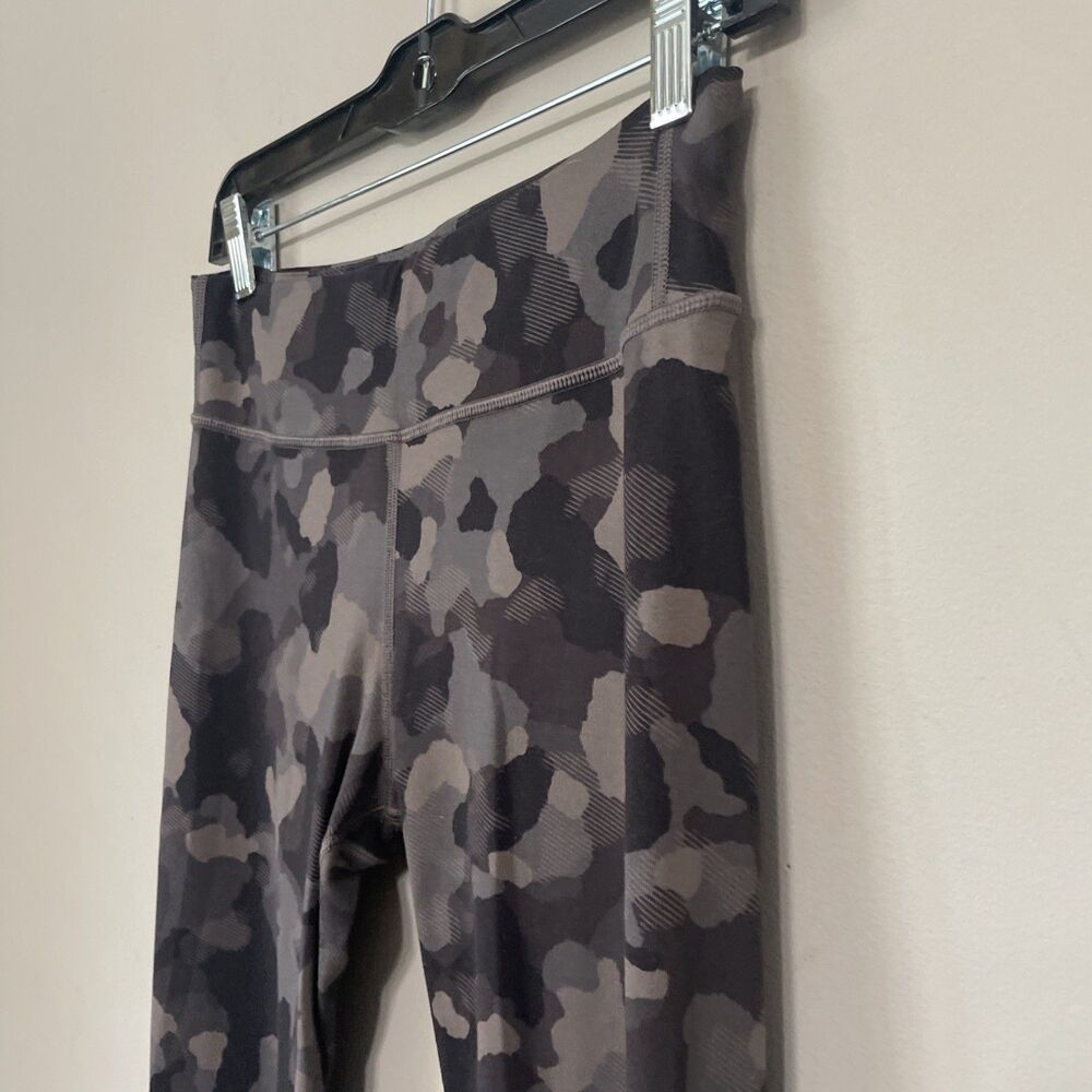 Athleta Girl Camo Gray Printed Chit Chat Leggings Size XXL / 16